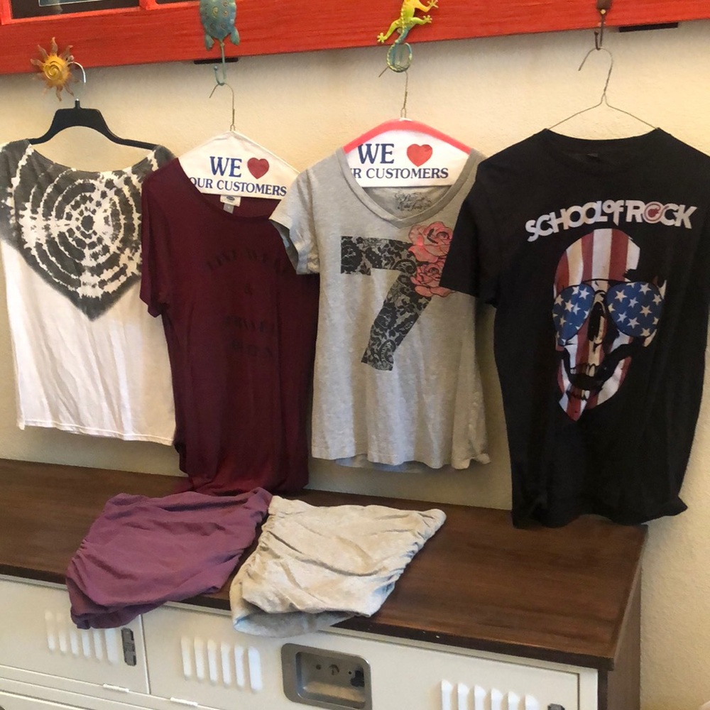 T-Shirts size M & strapless Ts size M